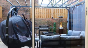 HouseSleep14-FreeP-Garden-Bbq-Patio-PoolTable